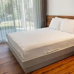 מלון Z-villas טורונץ'