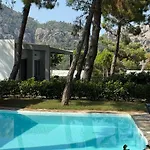 Z-villas טורונץ'