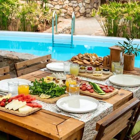 Ξενοδοχείο Z-villas *