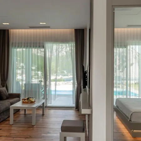 Ξενοδοχείο Z-villas Μαρμαρίς