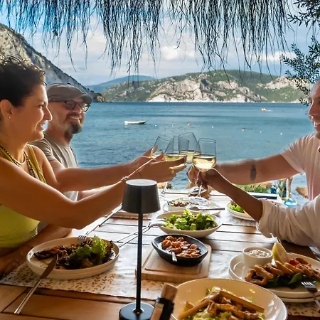 Z-villas * تورونشْ