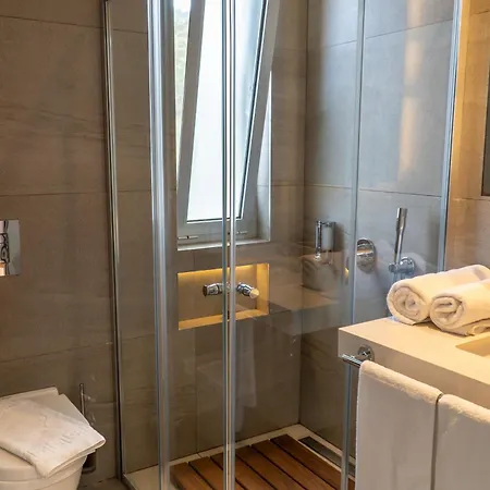 Z-villas * تورونشْ